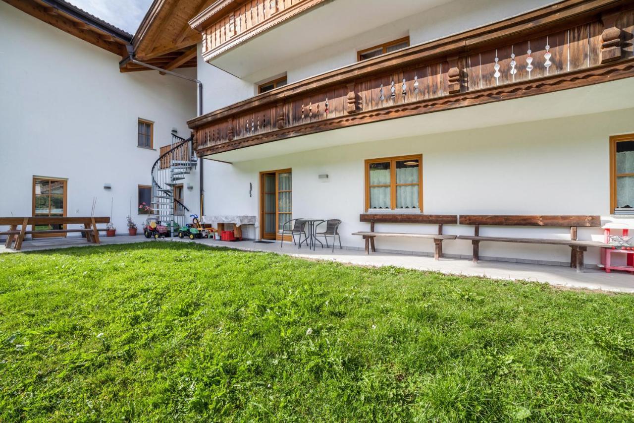 Parigger Apt Lavendel Рачинес Екстер'єр фото